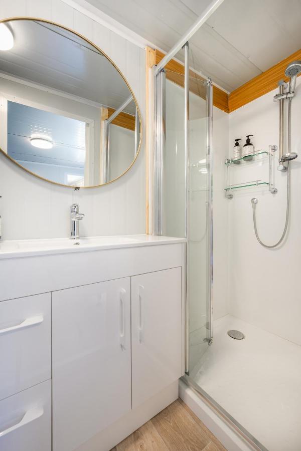 Cosy Cabin To Stay Even Better Than GlampingPukekohe エクステリア 写真